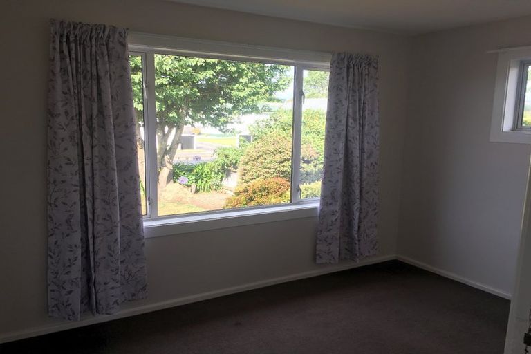 Photo of property in 44 Dunstan Crescent, Hornby, Christchurch, 8042