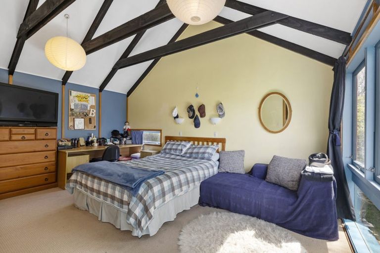 Photo of property in 20 Wai-iti Crescent, Woburn, Lower Hutt, 5010