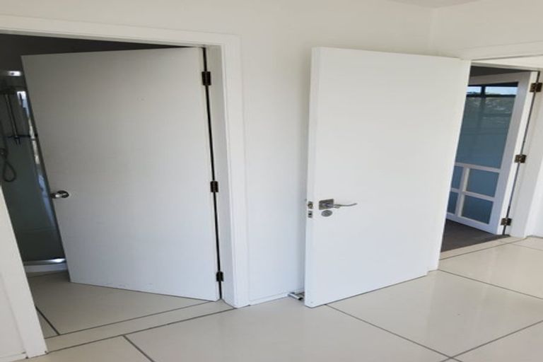 Photo of property in 11 Robieson Street, Roseneath, Wellington, 6011