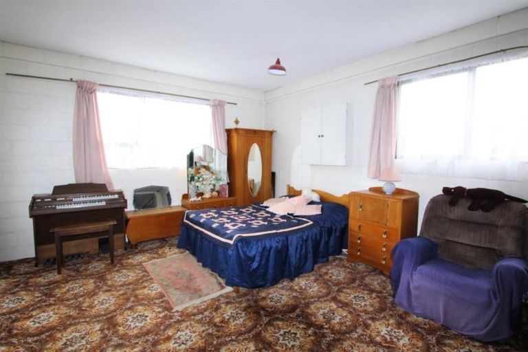 Photo of property in 131 Talbot Street, East Gore, Gore, 9771