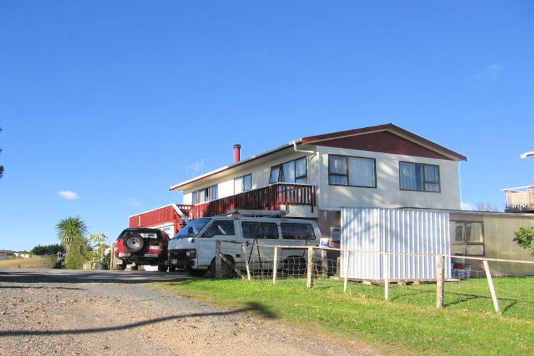 Photo of property in 53 Yorke Road, Haruru, 0204