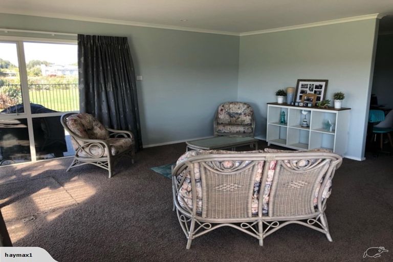 Photo of property in 7 Waka Tete Place, Waitarere, Levin, 5510