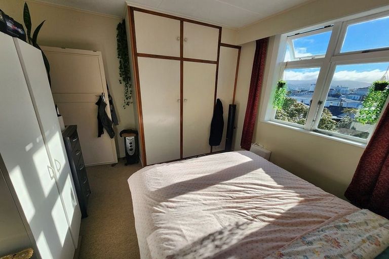 Photo of property in 67 Pirie Street, Mount Victoria, Wellington, 6011