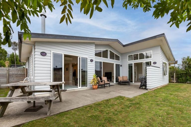 Photo of property in 14 Kohikiko Place, Pohara, Takaka, 7183
