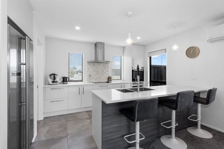 Photo of property in 15 Avanda Avenue, Rolleston, 7615