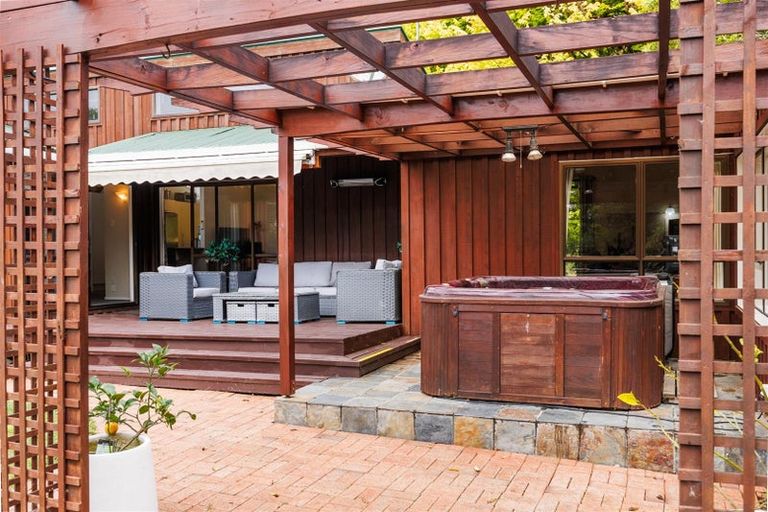 Photo of property in 40 Milne Street, Marton, 4710