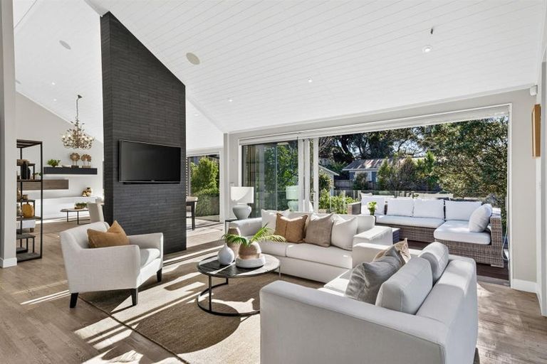 Photo of property in 7a Prospect Terrace, Milford, Auckland, 0620