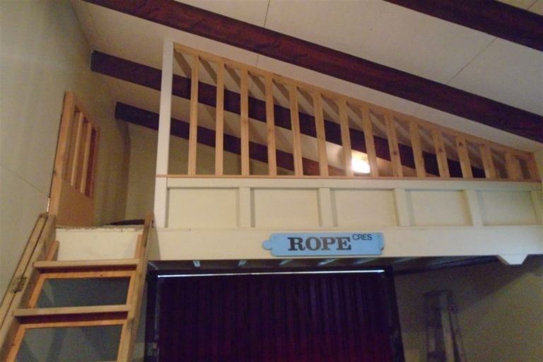 Photo of property in 1 Rope Crescent, Te Kopuru, Dargaville, 0371