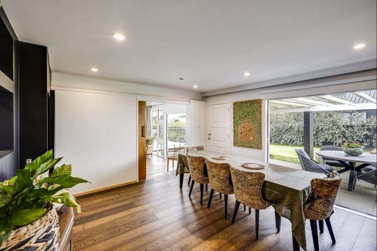 Photo of property in 72 Reynolds Road, Havelock North, 4130