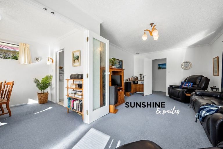 Photo of property in 42 Norton Park Avenue, Fairfield, Lower Hutt, 5011