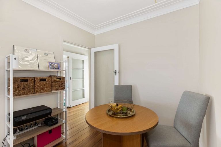 Photo of property in 1/16 Evans Road, Glen Eden, Auckland, 0602