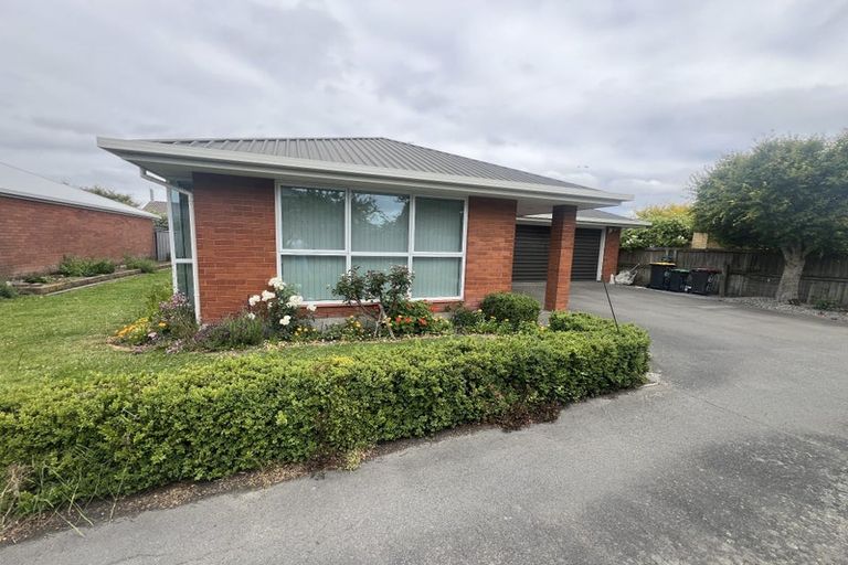 Photo of property in 1/170a Racecourse Road, Sockburn, Christchurch, 8042