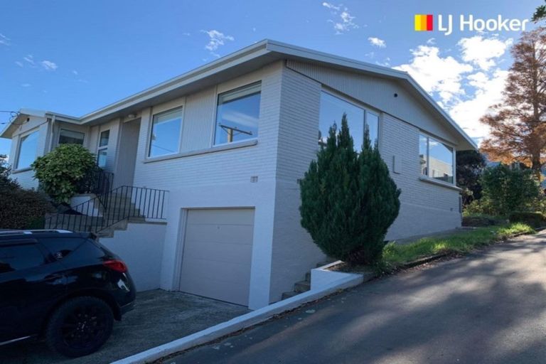 Photo of property in 27 Henry Street, Maori Hill, Dunedin, 9010
