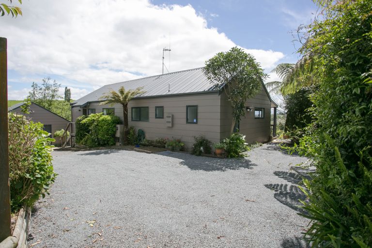 Photo of property in 33 Hillcrest Street, Tirau, 3410