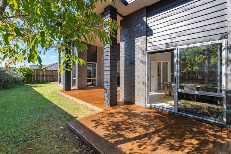 Photo of property in 200 Helenslee Road, Pokeno, 2472