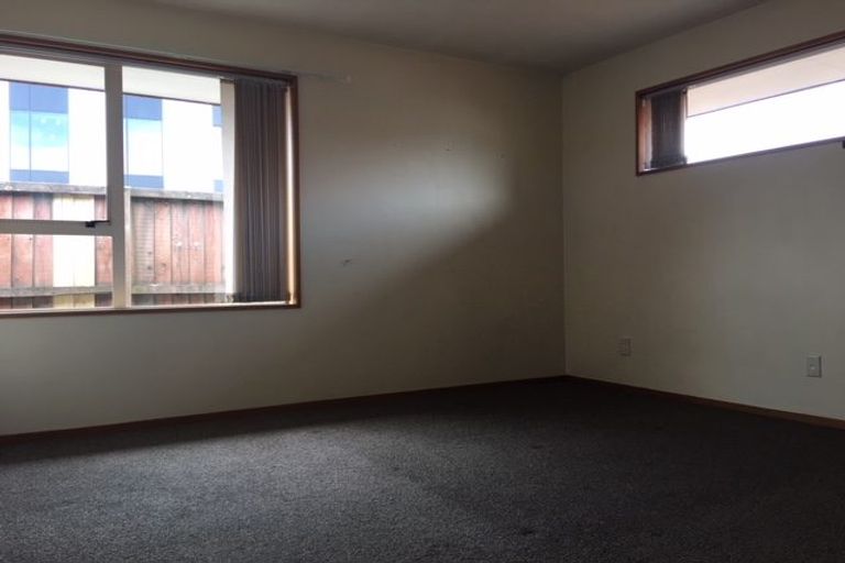 Photo of property in 2/395 Ilam Road, Bryndwr, Christchurch, 8053