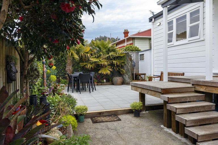 Photo of property in 33 Alton Street, Nelson, 7010