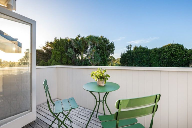 Photo of property in 16 Calliope Road, Devonport, Auckland, 0624