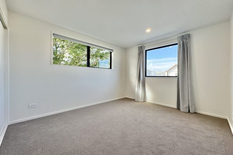 Photo of property in 11 Clementine Lane, Mount Pleasant, Christchurch, 8081