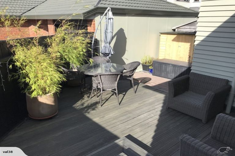 Photo of property in 25 Vincent Street, Waterloo, Lower Hutt, 5011