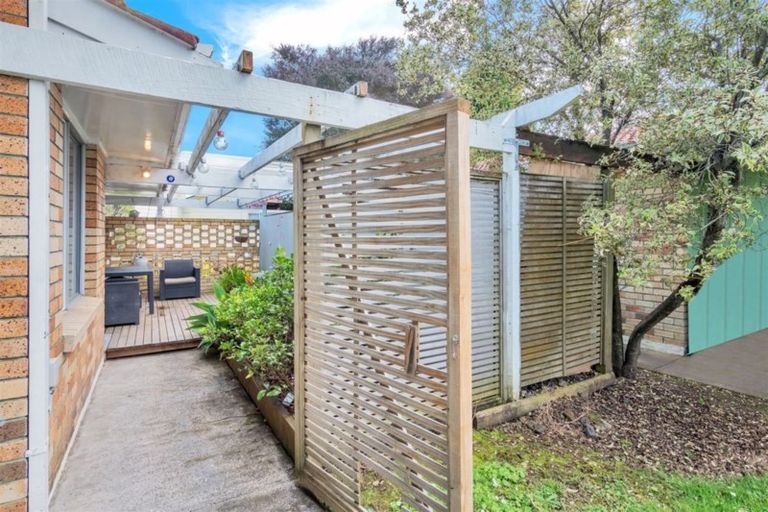 Photo of property in 5/117 Astley Avenue, New Lynn, Auckland, 0600