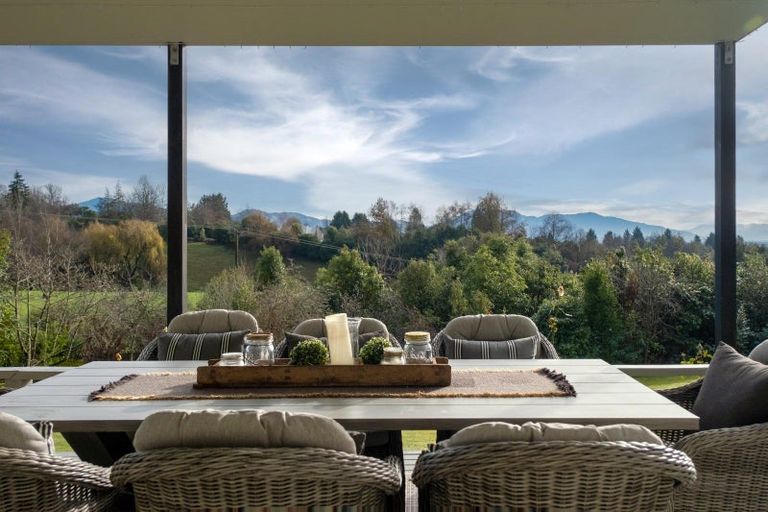 Photo of property in 43 Ribbonwood Road, Geraldine Downs, Geraldine, 7991