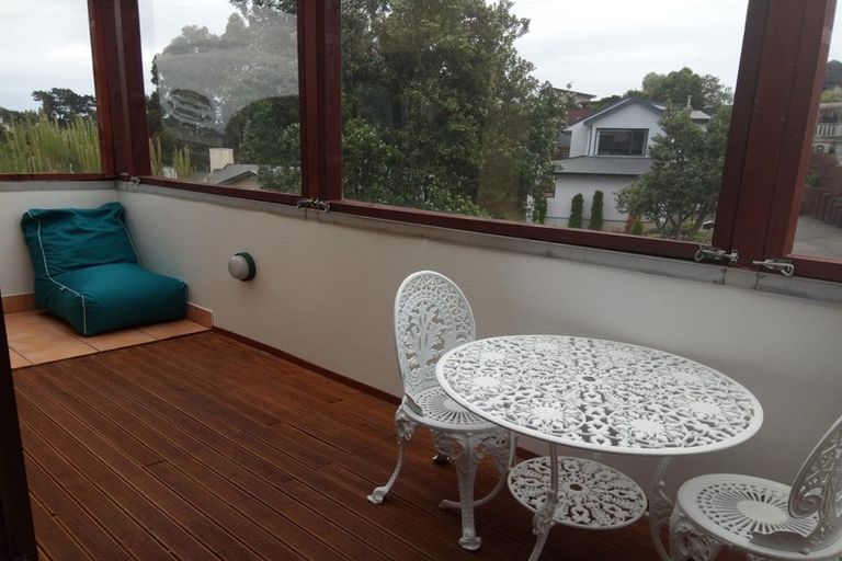 Photo of property in 8 Ruapehu Drive, Fitzherbert, Palmerston North, 4410