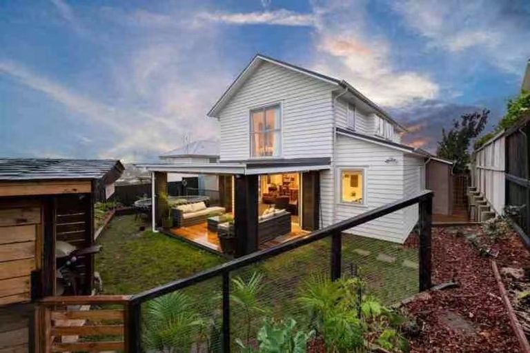 Photo of property in 63b Westgate Drive, Massey, Auckland, 0614