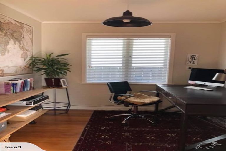 Photo of property in 29 Glenview Road, Glen Eden, Auckland, 0602