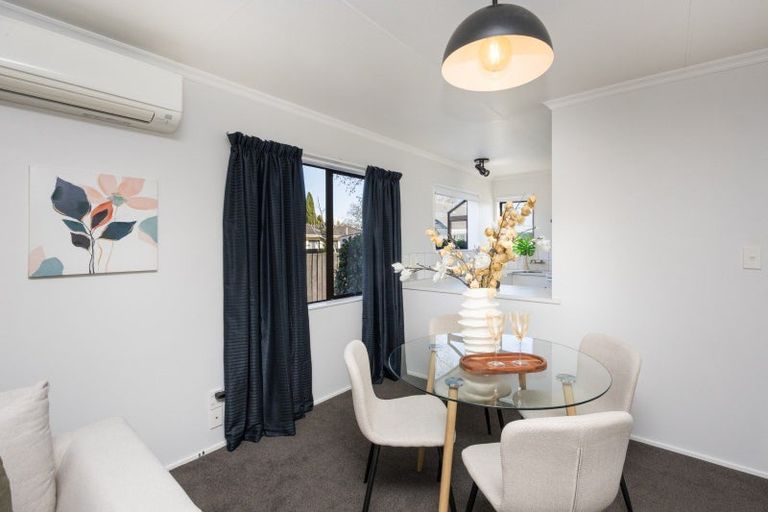 Photo of property in 5a Newton Place, Westbrook, Palmerston North, 4412
