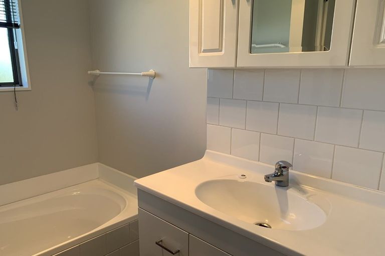 Photo of property in 70b Otumoetai Road, Judea, Tauranga, 3110