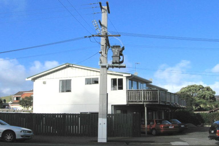 Photo of property in 5a Beach Road, Plimmerton, Porirua, 5026