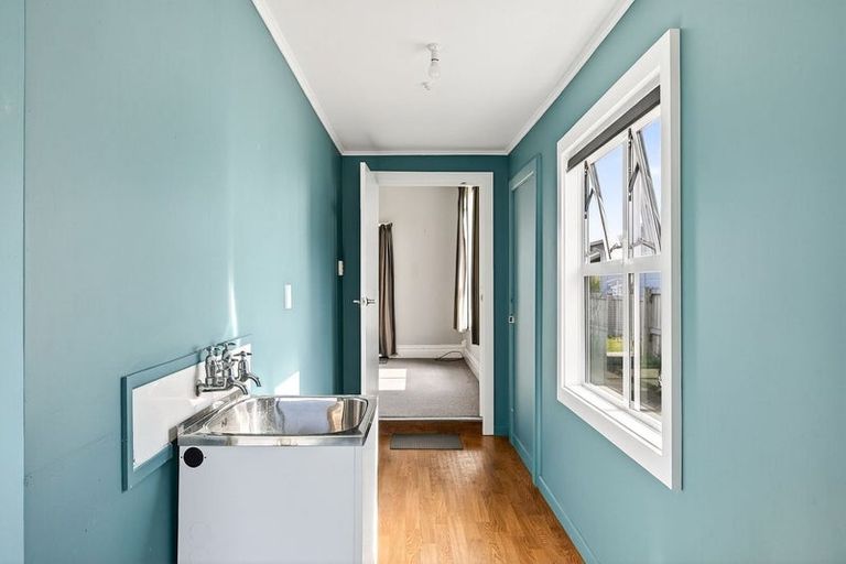 Photo of property in 214 Whitaker Street, Whataupoko, Gisborne, 4010