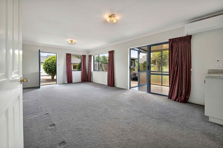 Photo of property in 4/32 Mill Road, Lower Vogeltown, New Plymouth, 4310