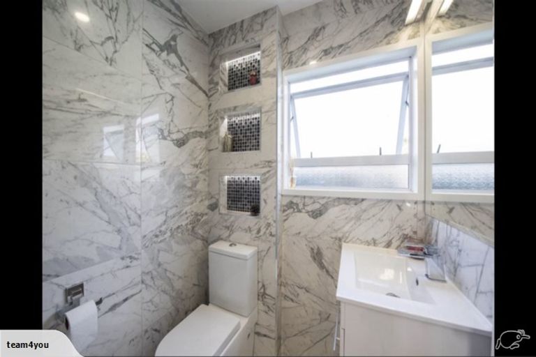 Photo of property in 313 Hobsonville Road, Hobsonville, Auckland, 0618