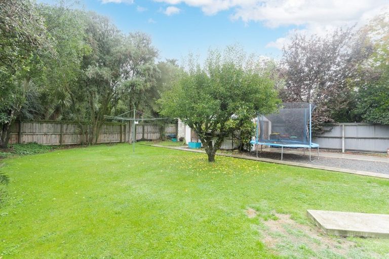 Photo of property in 25 Piko Crescent, Riccarton, Christchurch, 8041