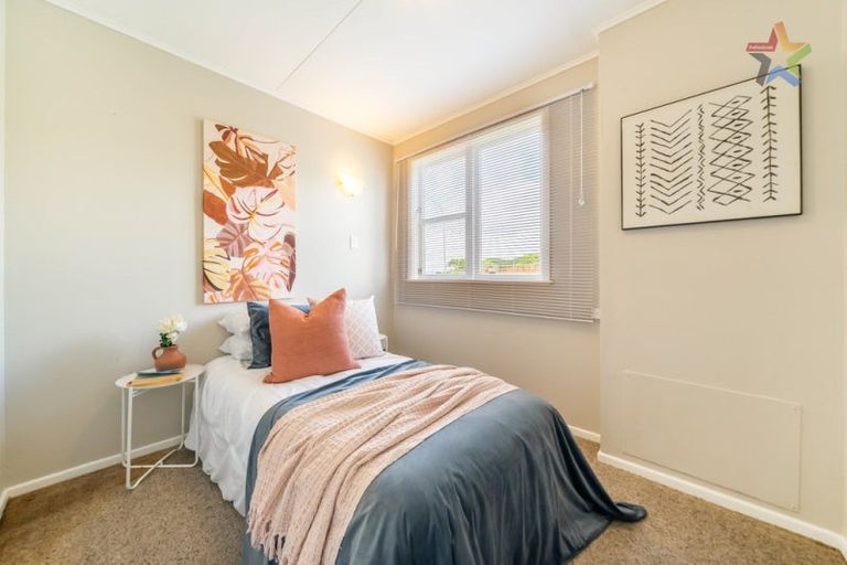 Photo of property in 1/150 Dowse Drive, Maungaraki, Lower Hutt, 5010