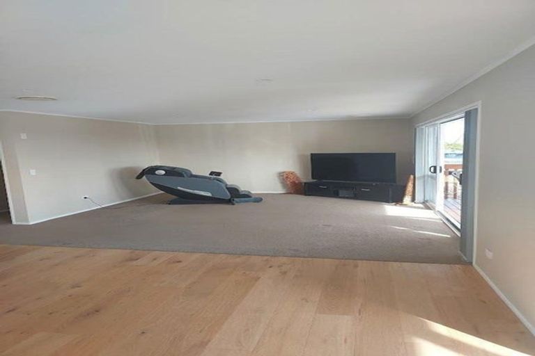 Photo of property in 137 Winara Avenue, Waikanae, 5036