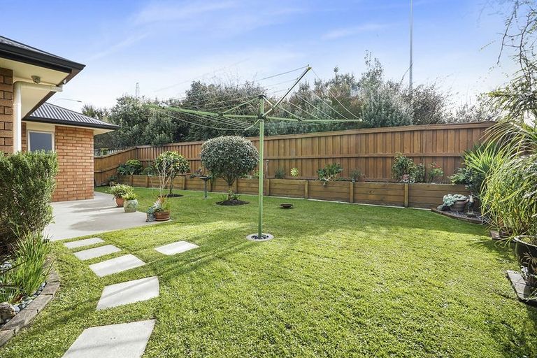 Photo of property in 8 Ashgrove Court, Hamilton East, Hamilton, 3216