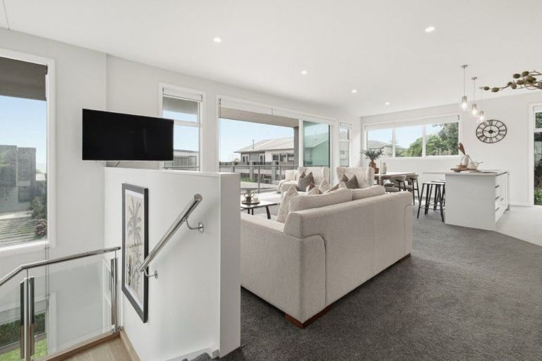 Photo of property in 6 Otira Close, Papamoa Beach, Papamoa, 3118