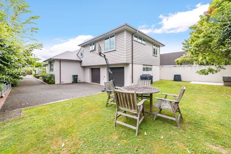 Photo of property in 11 Chilton Grove, Hutt Central, Lower Hutt, 5010