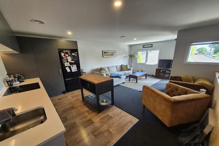 Photo of property in 2/88 Poulson Street, Addington, Christchurch, 8024