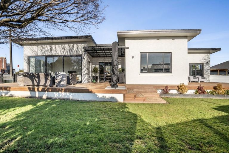 Photo of property in 184 Park Street, Winton, 9720