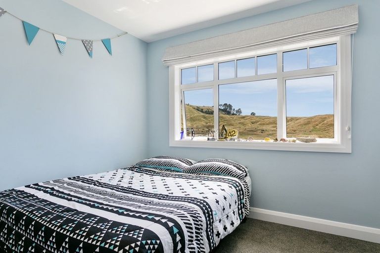 Photo of property in 97 Loch Views Road, Acacia Bay, Taupo, 3385