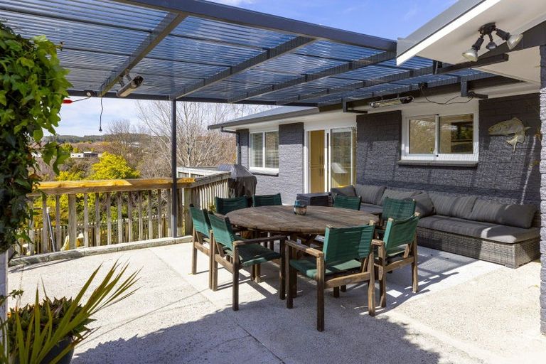 Photo of property in 10 Armstrong Grove, Hilltop, Taupo, 3330
