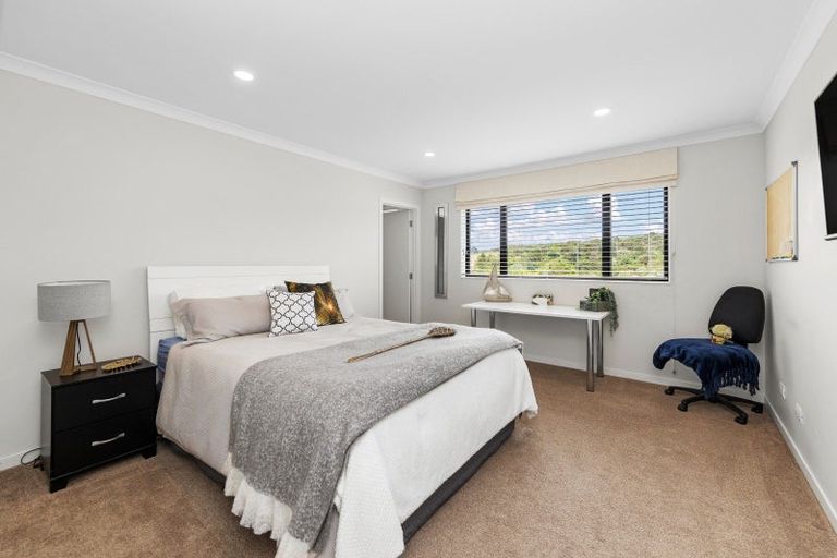 Photo of property in 60 Harvest Avenue, Orewa, 0931