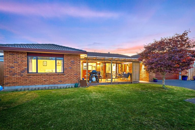 Photo of property in 2/69 Nile Road, Milford, Auckland, 0620