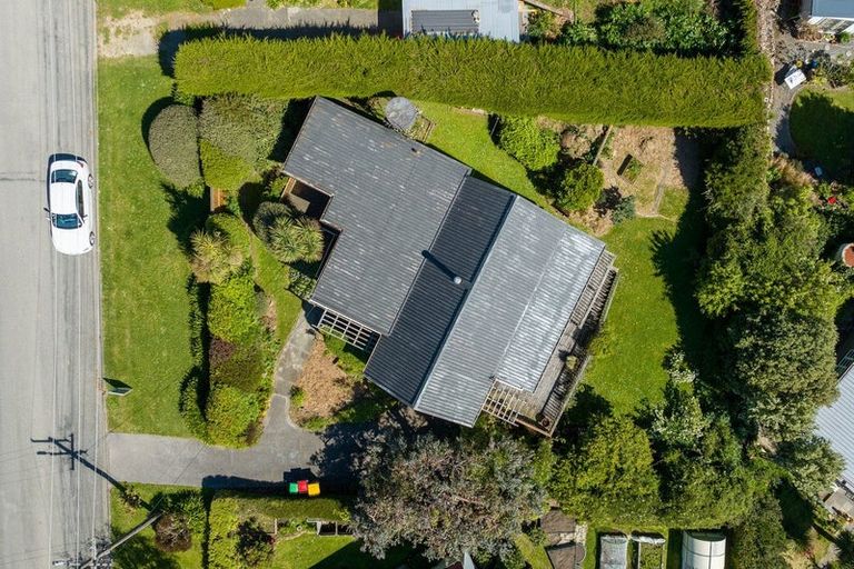 Photo of property in 21 Whero Avenue, Diamond Harbour, Lyttelton, 8971