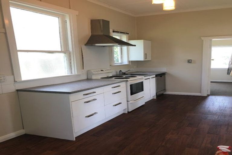 Photo of property in 9 Stoke Street, Newtown, Wellington, 6021