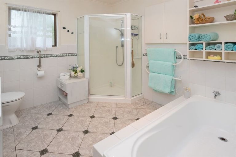 Photo of property in 1/16 Gills Road, Bucklands Beach, Auckland, 2014